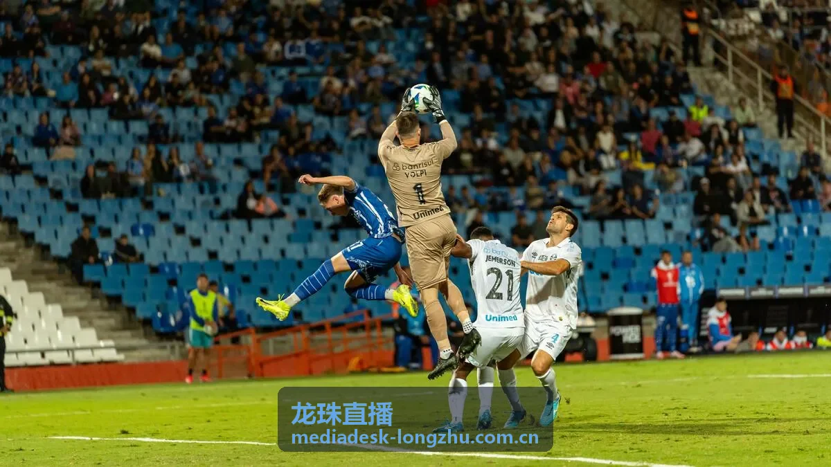 龙珠直播游戏直播频道热门对局画面